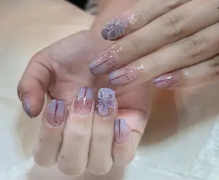 ネイル VIVIAN リサのネイルデザイン