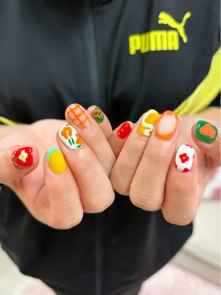 ネイル 𝙟𝙪𝙣𝙖 𝙣𝙖𝙞𝙡𝙨のネイルデザイン