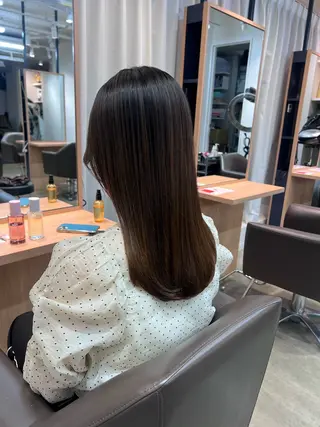 セミロング Omnis所属・山中 欧輔のヘアスタイル