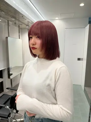 ショート カラー ⭐ハイトーンブリーチ ミルクティーピンクのヘアスタイル