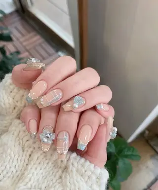 ネイル Lina nail所属・Lunaa 池袋のネイルデザイン