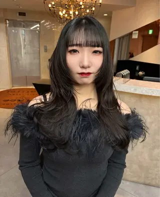 ロング カラー 藤原快斗/レイヤー /ウルフ/ハイトーンのヘアスタイル