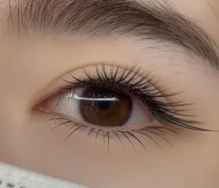 マツエク・マツパ Salon de Rei所属・サトウ エミのマツエク・マツパデザイン