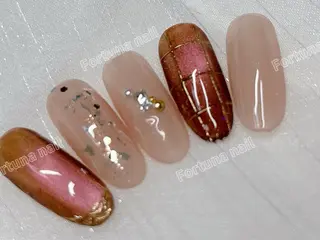 ネイル Nail •Head スパFortunaのネイルデザイン