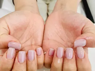 ショート キッズ ネイル マツエク・マツパ アイブロウ 13日3980円‼️ マグもデザインも◎のネイルデザイン