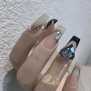 ネイル ネイルサロン 9Carats神田のネイルデザイン