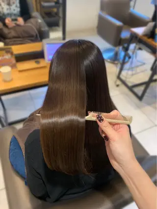 ロング soëll所属・🤍そぶえ　ゆうな/ 暖色カラー/縮毛矯正のヘアスタイル