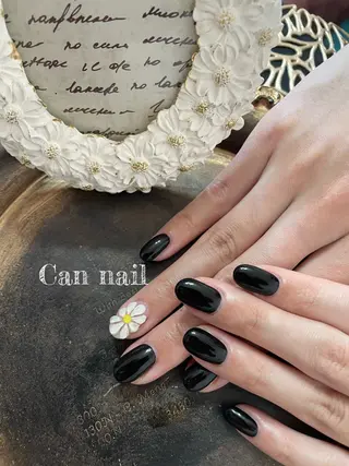 ミディアム ネイル Parfum パルファンのネイルデザイン