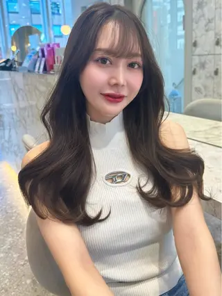 セミロング カラー 新宿/韓国風レイヤー 髪質改善/渋谷直樹のヘアスタイル