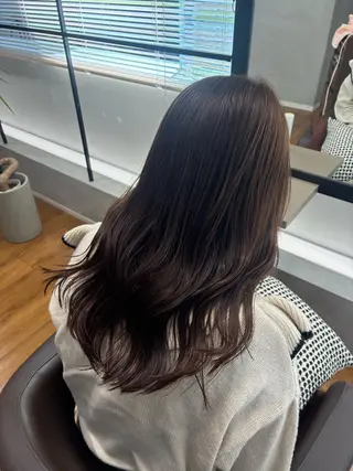 ロング カラー 石川 菜月のヘアスタイル