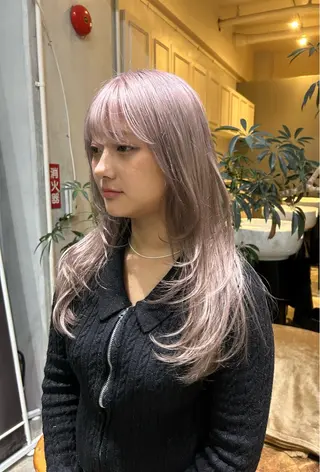 ロング カラー 髪質改善×ハイトーン レイヤー天神美容室のヘアスタイル