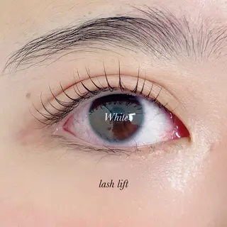 マツエク・マツパ White/マツエク /まつパ/耳つぼのマツエク・マツパデザイン