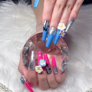 ネイル Kobayashi Komugiのネイルデザイン