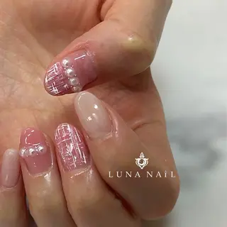 ネイル アトリエ　ミモザ所属・いまむら あかりのネイルデザイン