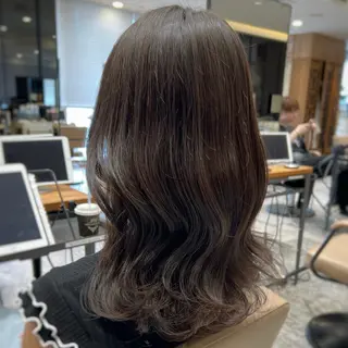 セミロング パーマ 💍新宿ショート 💍岩田莉奈のヘアスタイル