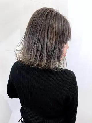 ミディアム エクステ（レミー毛） NINEのヘアスタイル