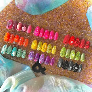 ネイル SUN&MOON所属・SUN&MOON REOのネイルデザイン