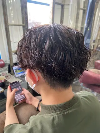 ショート パーマ メンズ カットパーマ✂️ 小坂田玲亜のヘアスタイル
