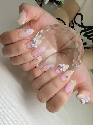 ネイル Moana所属・宮崎 美涼のネイルデザイン