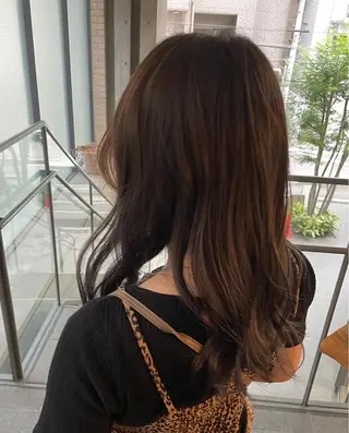 セミロング カラー やすだ しおりのエステ・リラクイメージ