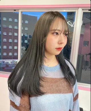 ロング ハイトーン/レイヤー カット/harukaのヘアスタイル