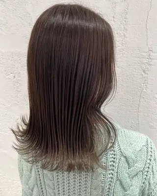 ミディアム カラー サソウ ユリエ🥥のヘアスタイル