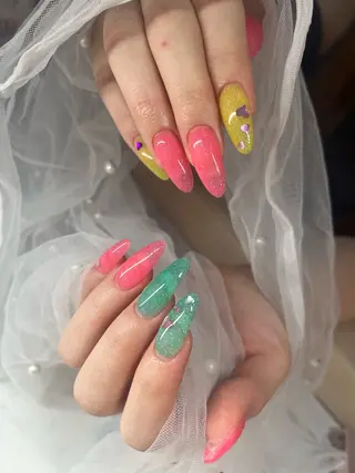 ネイル LULU Nail salonみどりのネイルデザイン