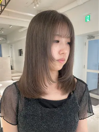 セミロング loely 💞miyuのヘアスタイル