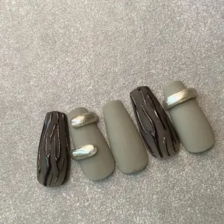 ネイル Ray. ／綺麗目ニュアンスのネイルデザイン