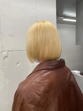 ショート カラー laff 新宿所属・ボブ/ケアパーマ/ レイヤー/縮毛矯正のヘアスタイル