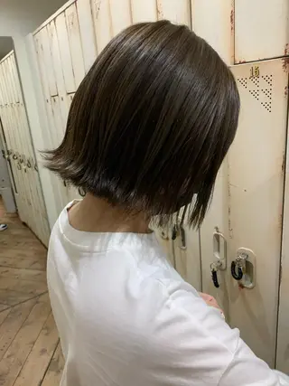 ショート カラー 似合わせ/レイヤー/ ボブ/西島 絢香のヘアスタイル