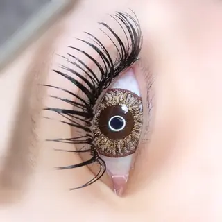 マツエク・マツパ Re´VIELISS 𝑵𝒂𝒏𝒂のマツエク・マツパデザイン