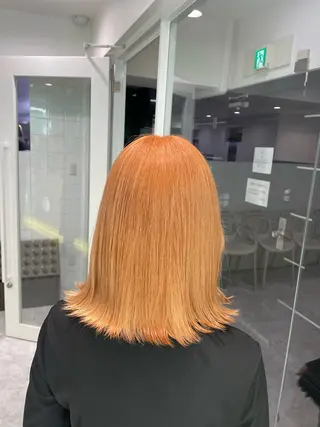 ミディアム カラー ヘアアレンジ 顔まわりカット の達人のヘアスタイル
