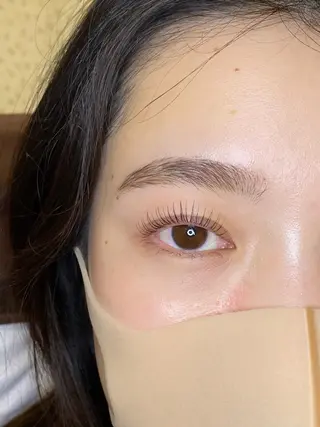 マツエク・マツパ miien(SALONVILLAGE内)所属・MOE /渋谷・明治神宮前のマツエク・マツパデザイン