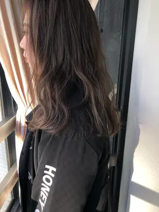 ミディアム 透明感🎀LOREN エリコ🌈のヘアスタイル