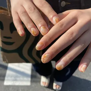 ネイル MOM 原宿店所属・MoM マムネイル原宿のネイルデザイン