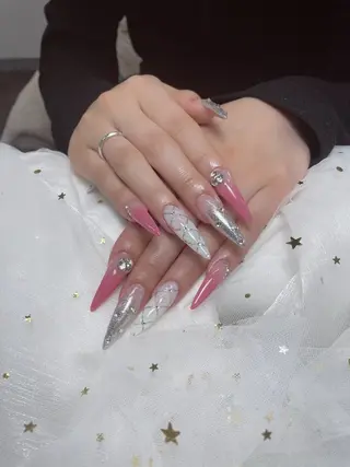 ネイル ENsalon Takareiのネイルデザイン