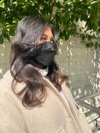 セミロング les baladins du miroir所属・🍃YURI 🍃のヘアスタイル