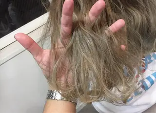 ロング カラー 🌈髪質改善カラーの 🌈坂本侑樹のヘアスタイル