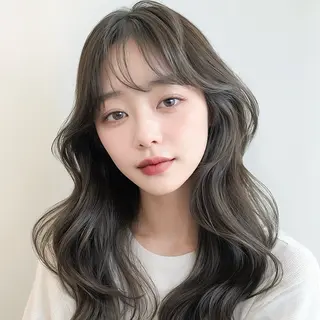 ロング カラー Attrait .のヘアスタイル