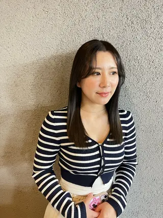 セミロング AVANCE北花田店所属・佐藤 楓夏のヘアスタイル