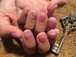 ネイル liberté (リベルテ)のネイルデザイン