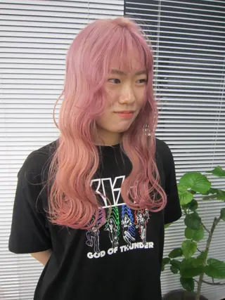 ロング カラー nalu.所属・前山 七海のヘアスタイル