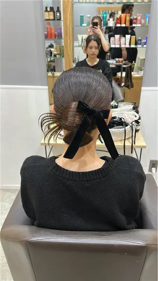 ミディアム miloc MOMOKAのヘアスタイル