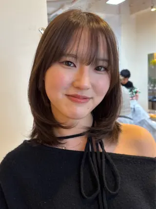 ミディアム カラー RIN/韓国ヘア レイヤーカットのヘアスタイル