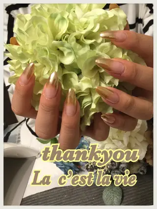 ネイル nailsalon ラセラヴィのネイルデザイン