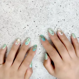 ミディアム カラー パーマ ヘアアレンジ メンズ キッズ ネイル マツエク・マツパ Salon Ｋのネイルデザイン