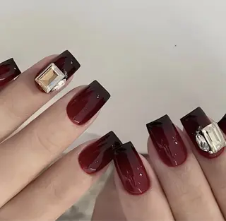 ネイル Tini ANA.CHUOのネイルデザイン