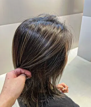 カラー 石塚 健汰のヘアスタイル