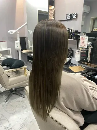 ロング FAVORE 【ファヴォーレ】のヘアスタイル